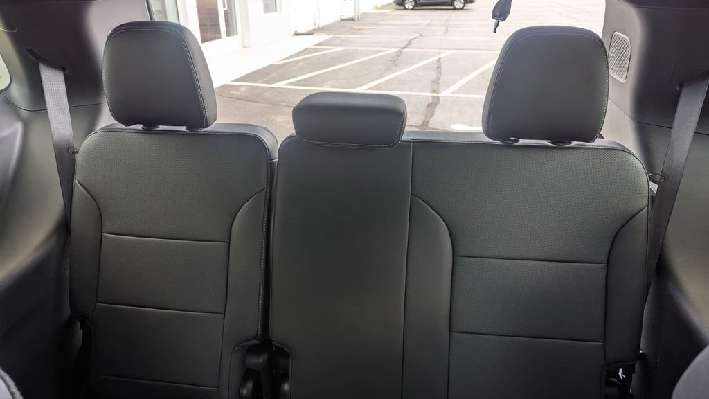 Used 2026 Chevrolet Traverse LT AWD/4WD image 10