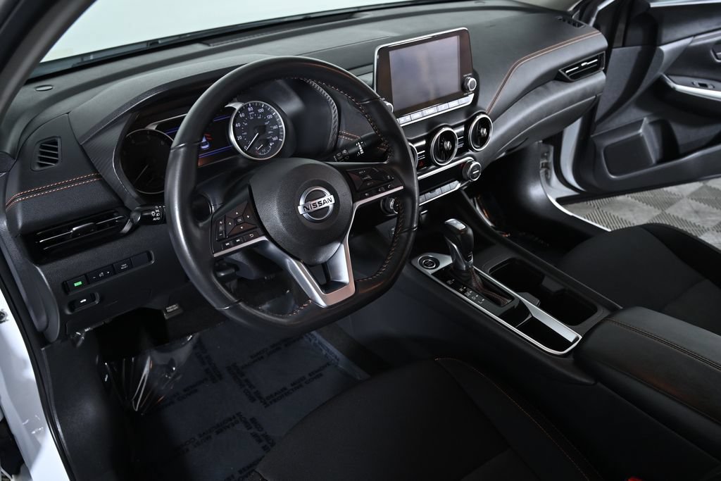 Certified 2023 Nissan Sentra SR w/ Electronics Package FWD image 11