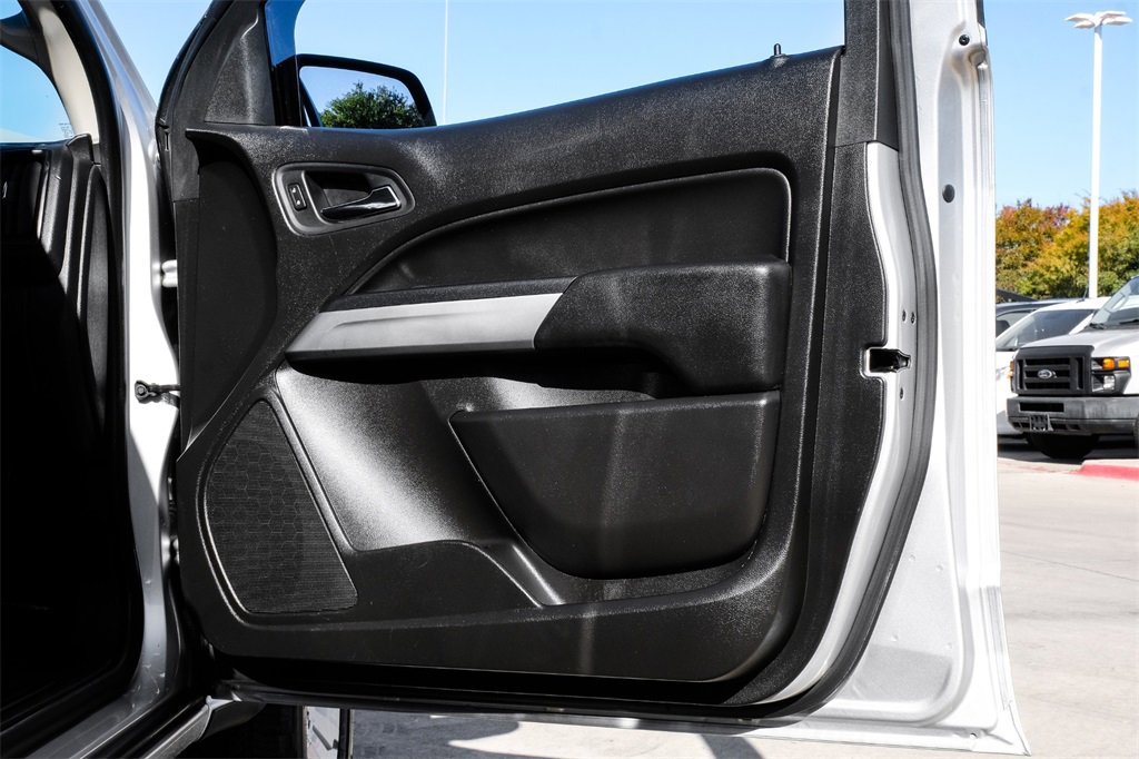 Used 2016 Chevrolet Colorado LT w/ LT Convenience Package image 43