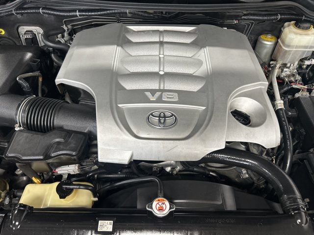 Used 2009 Toyota Land Cruiser AWD/4WD image 39