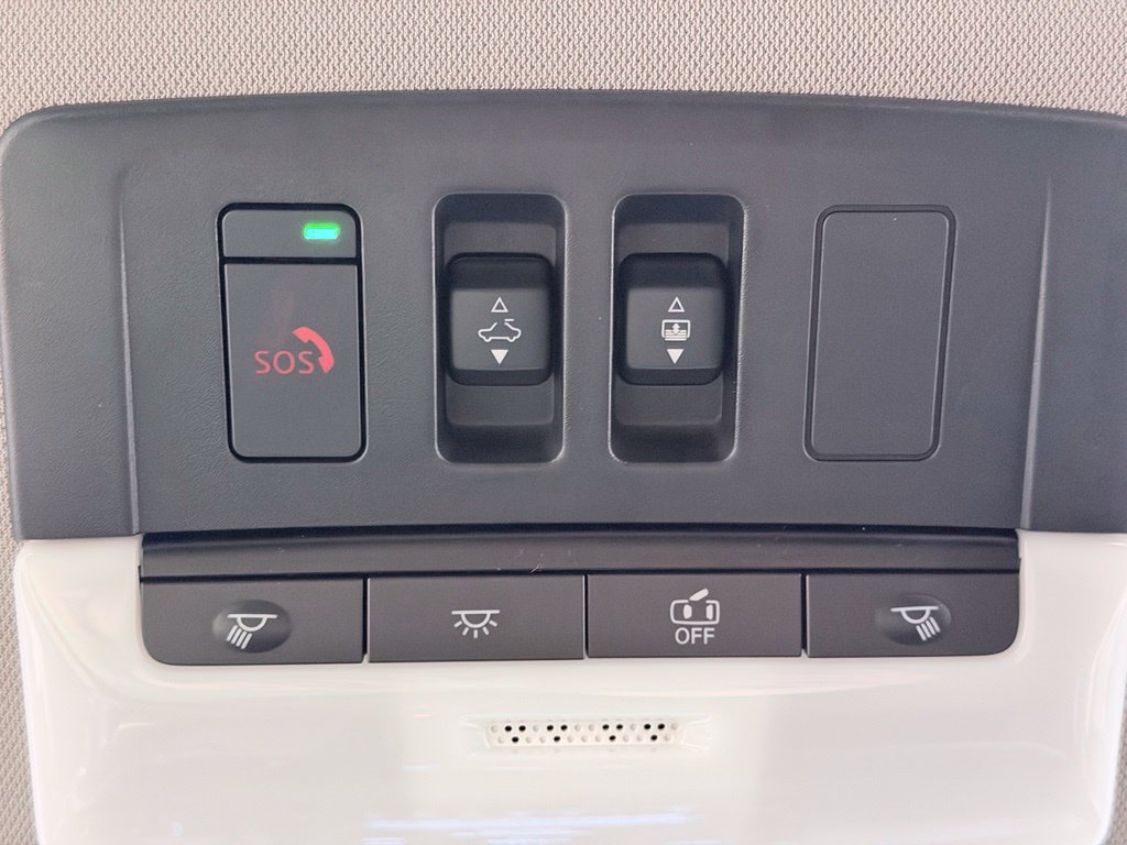 Used 2023 Nissan Rogue Platinum w/ Platinum Premium Package AWD/4WD image 63