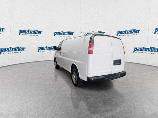 Used 2018 Chevrolet Express 2500 w/ Driver Convenience Package RWD image 8