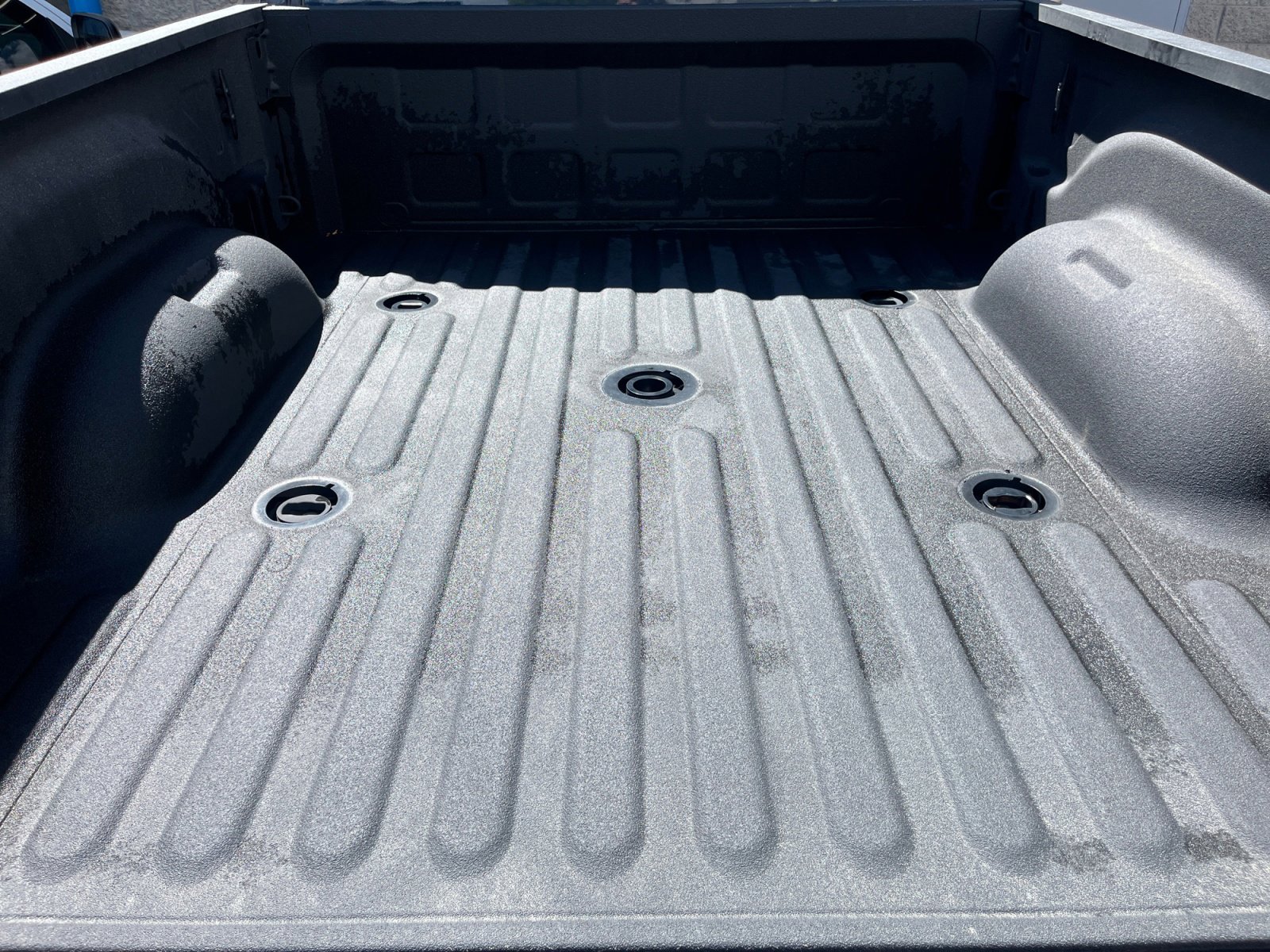 New 2025 RAM 2500 Laramie w/ Night Edition AWD/4WD image 26