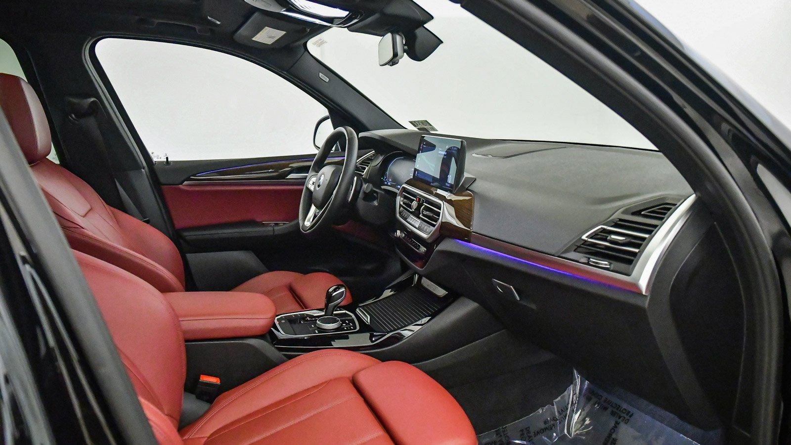 Certified 2022 BMW X3 sDrive30i w/ Premium Package 2 (ZPA) image 17