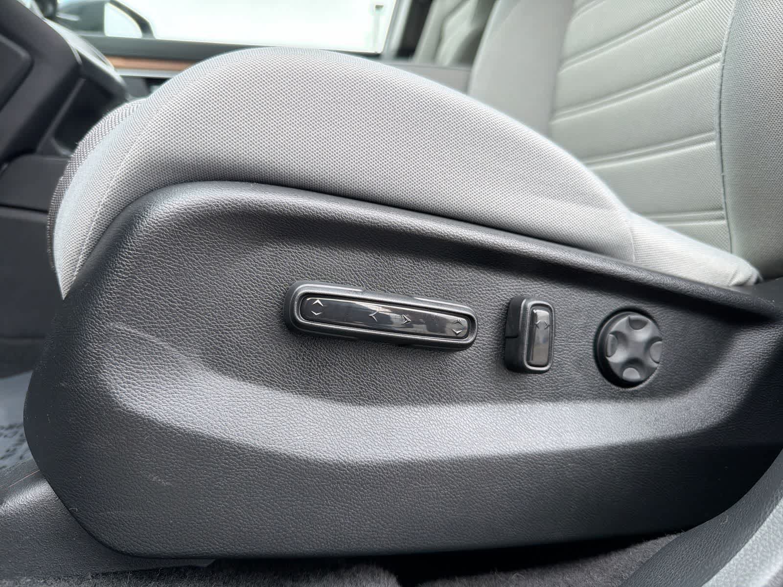 Used 2021 Honda CR-V EX image 18