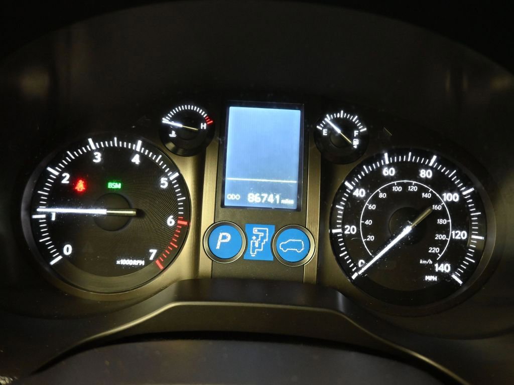 Used 2016 Lexus GX 460 w/ Navigation Package image 15