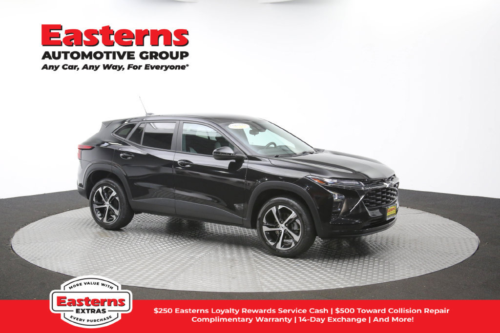 Used 2024 Chevrolet Trax RS FWD image 47