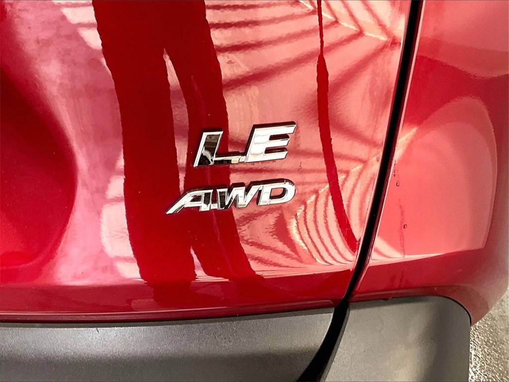 Used 2020 Toyota RAV4 LE w/ All Weather Liner Package image 27