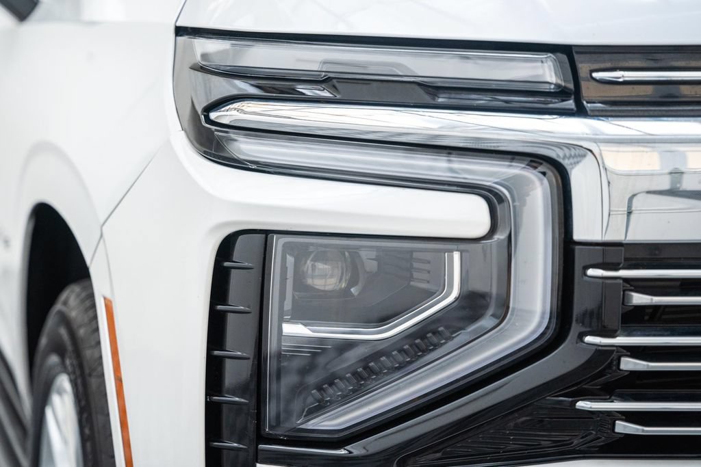 Used 2025 Chevrolet Tahoe Premier AWD/4WD image 15