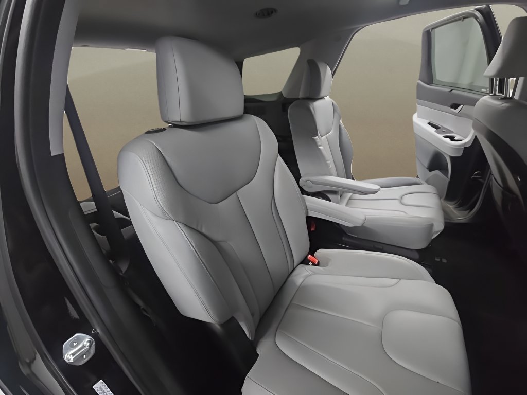 Used 2021 Hyundai Palisade SEL w/ Premium Package AWD/4WD image 25