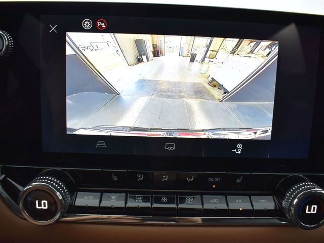 Used 2025 GMC Canyon AT4 image 17