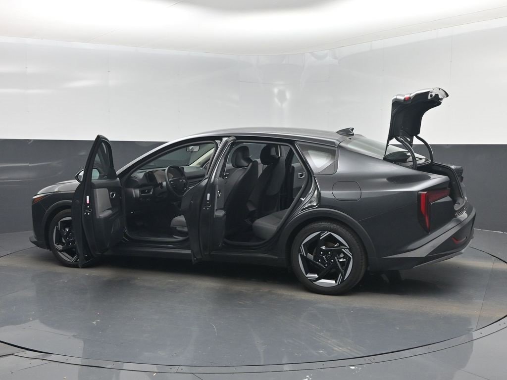 Certified 2025 Kia K4 EX image 23