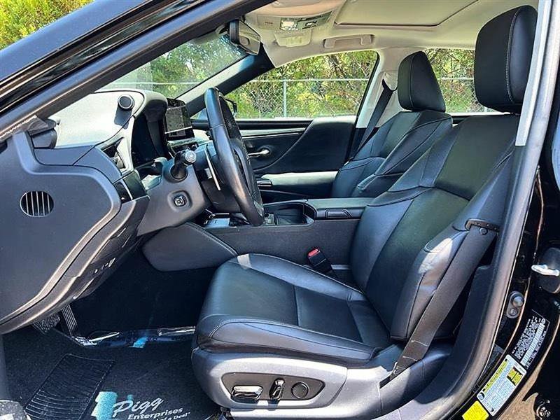 Used 2024 Lexus ES 350 w/ Premium Package FWD image 15