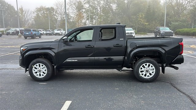 New 2025 Toyota Tacoma SR5 image 4