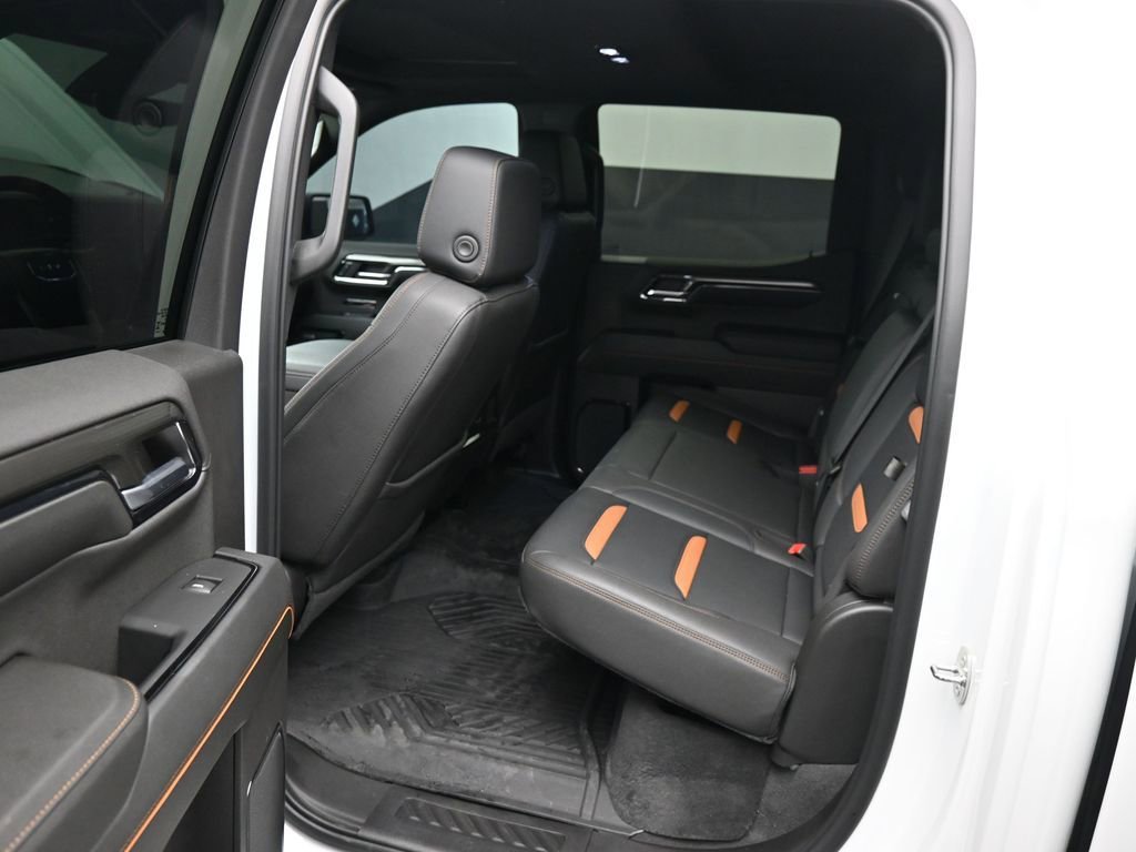 Used 2024 GMC Sierra 1500 AT4 w/ Technology Package AWD/4WD image 22