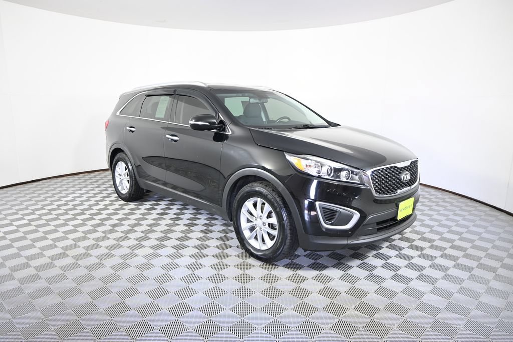 Used 2018 Kia Sorento FWD image 9