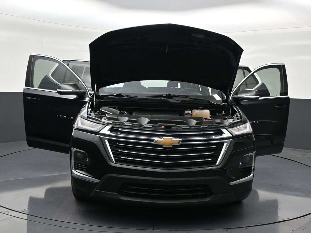 Used 2023 Chevrolet Traverse LT image 37