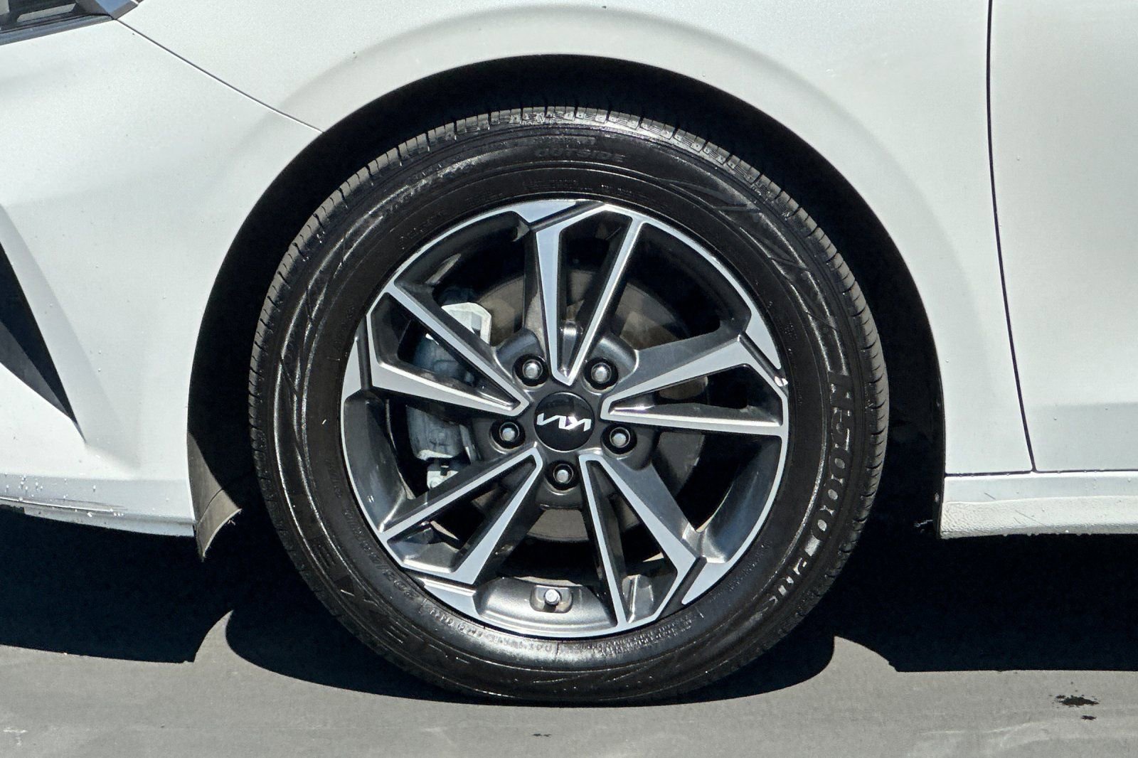 Used 2022 Kia Forte LXS image 26