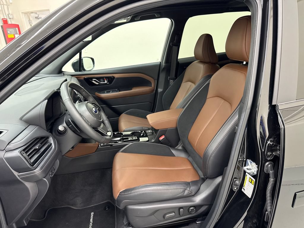 Used 2026 Subaru Forester Touring AWD/4WD image 14