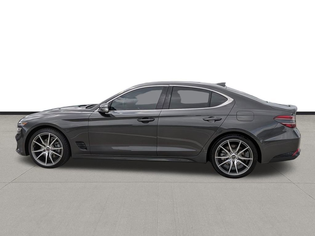 Used 2023 Genesis G70 2.0T image 8
