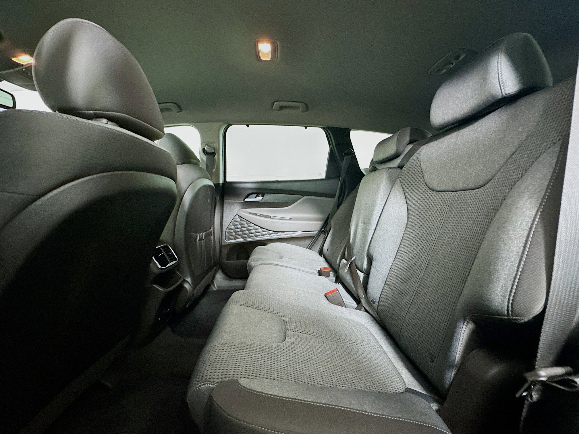 Used 2019 Hyundai Santa Fe SEL w/ Cargo Package FWD image 27