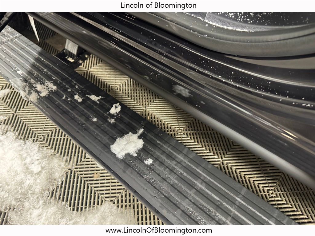 New 2025 Lincoln Navigator L Black Label image 25