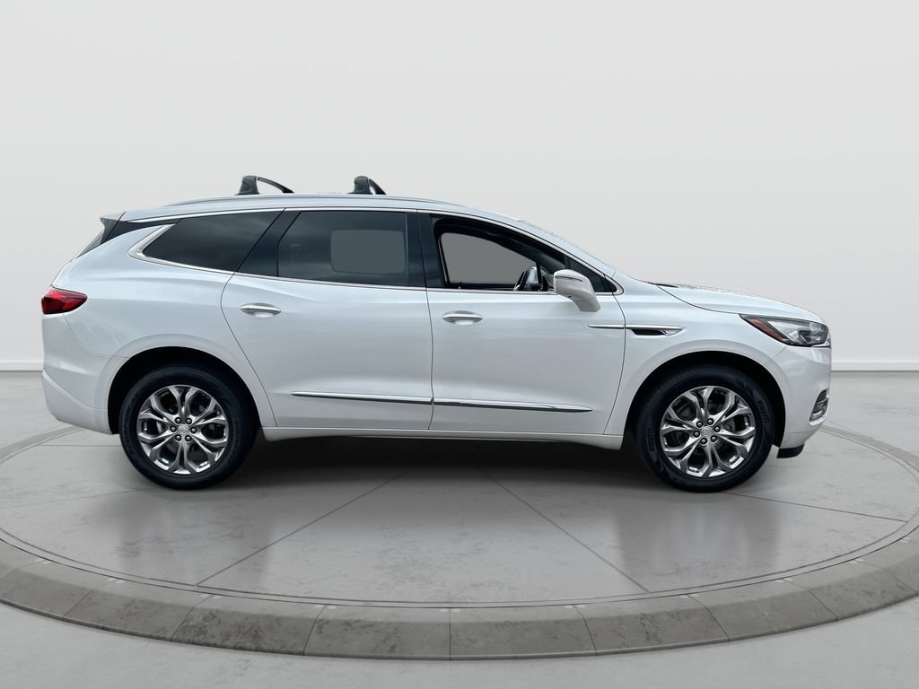 Used 2020 Buick Enclave Avenir w/ Avenir Technology Package FWD image 9