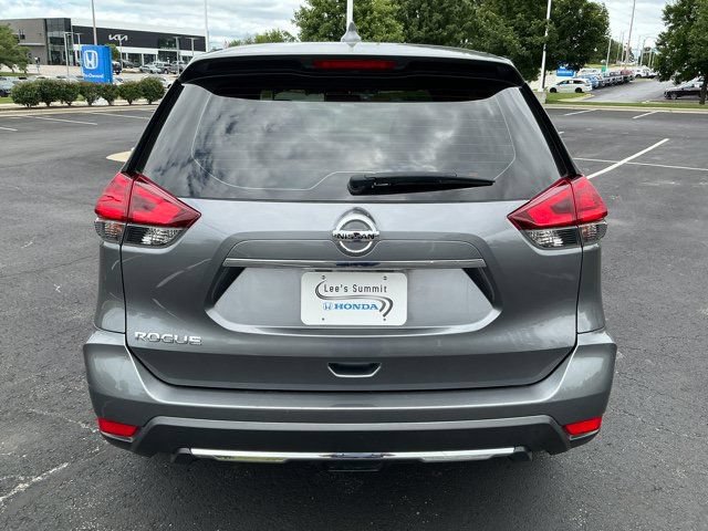 Used 2017 Nissan Rogue S FWD image 4