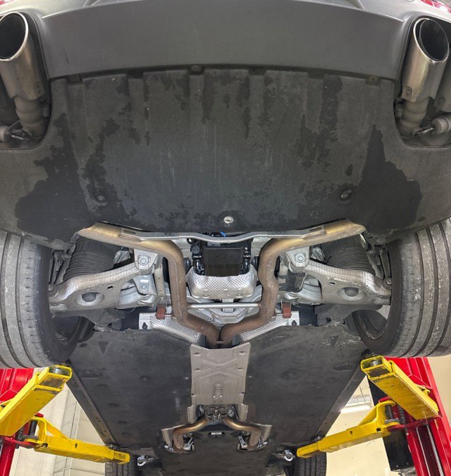 Used 2015 Porsche Panamera w/ Premium Package Plus image 84