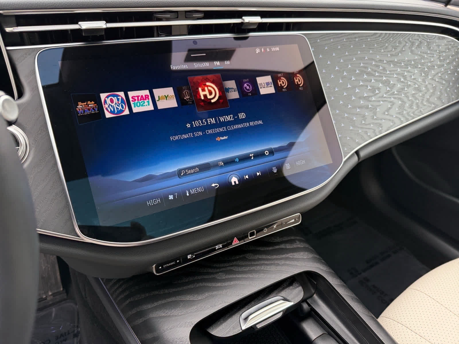 Used 2026 Mercedes-Benz E 350 4MATIC Sedan image 19