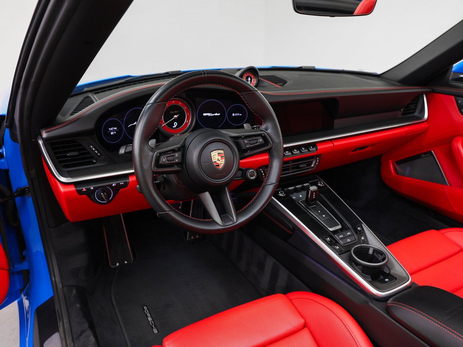 Used 2023 Porsche 911 Turbo image 4