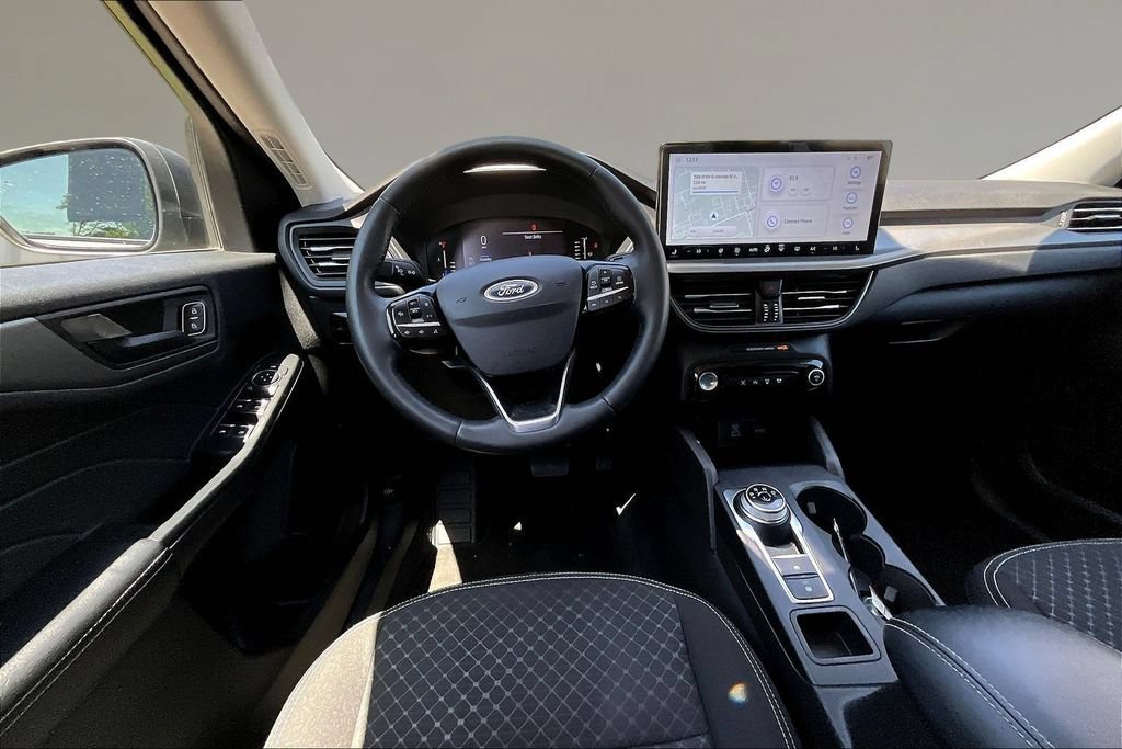 Used 2023 Ford Escape Active w/ Tech Pack #1 AWD/4WD image 8