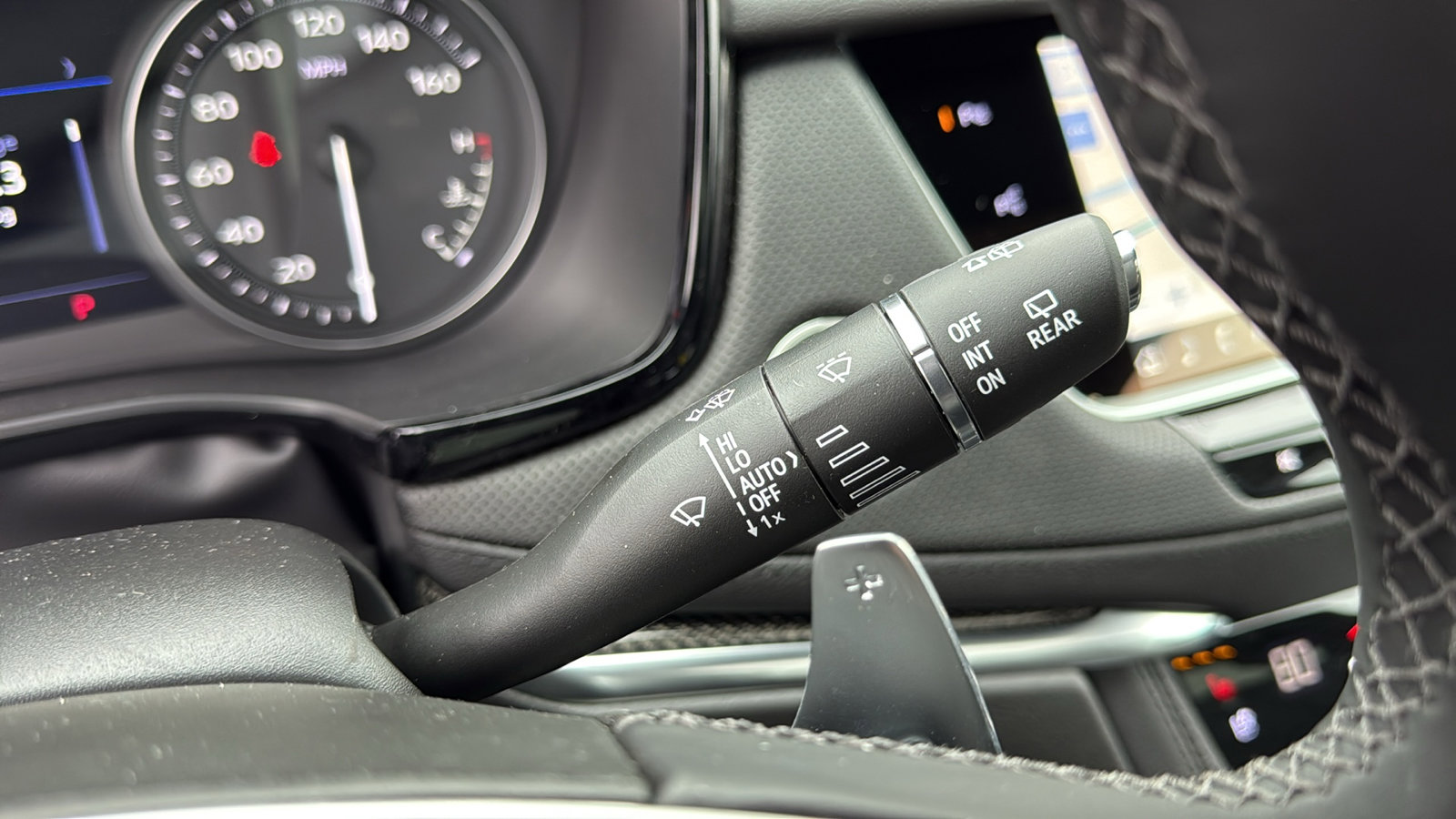 New 2025 Cadillac XT5 Sportv w/ Technology Package image 18