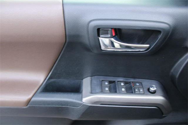 Certified 2017 Toyota Tacoma Limited image 15