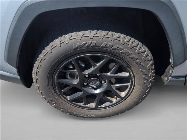 Used 2023 Toyota RAV4 XLE FWD image 30