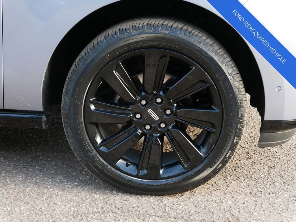 Used 2024 Lincoln Navigator Black Label image 7