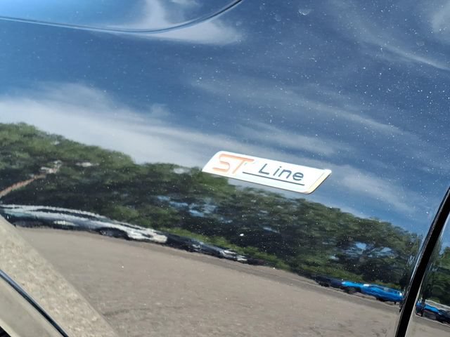 Certified 2023 Ford Escape ST-Line Elite AWD/4WD image 11