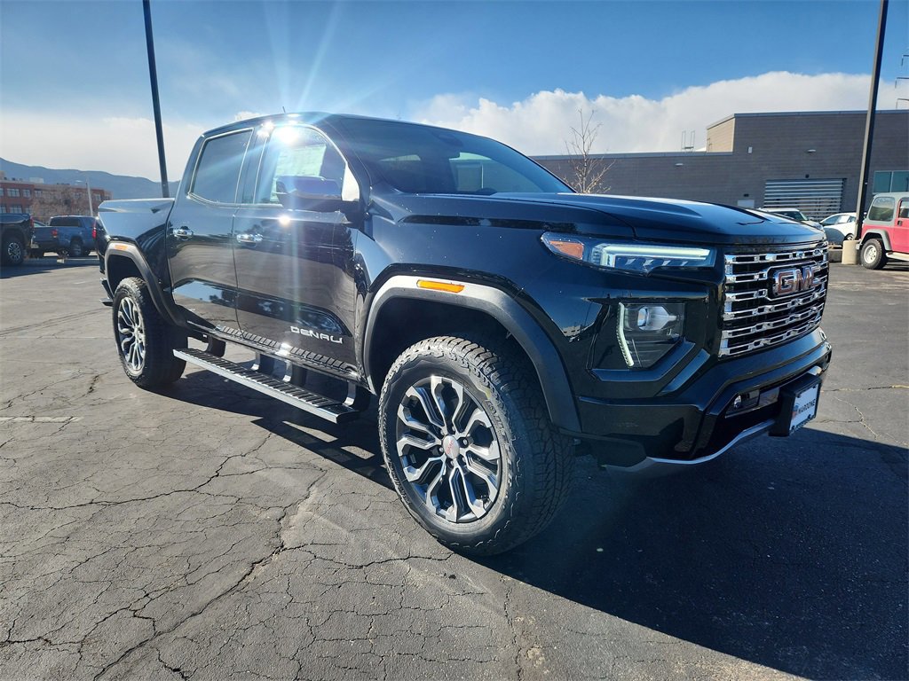 New 2026 GMC Canyon Denali image 2