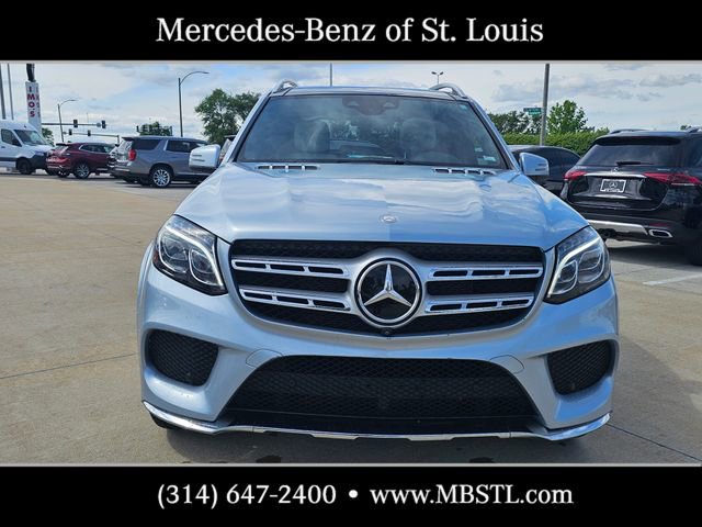 Used 2017 Mercedes-Benz GLS 550 4MATIC image 2