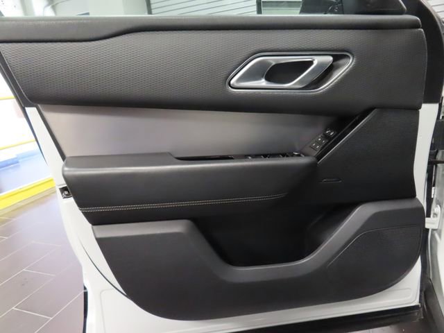 Used 2020 Land Rover Range Rover Velar R-Dynamic S image 10