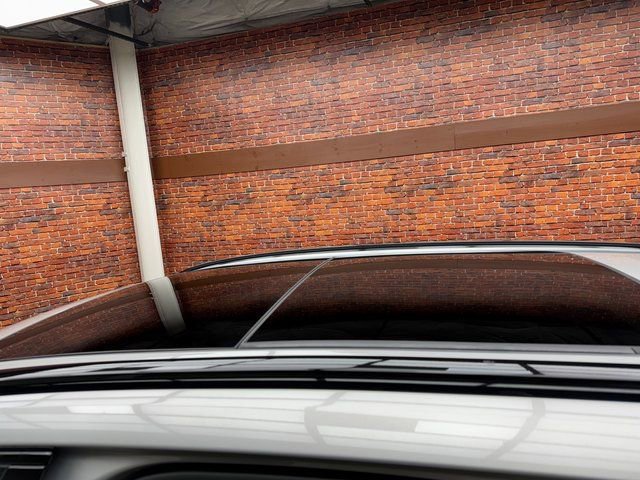 Used 2022 Volvo XC60 B6 R-Design image 25