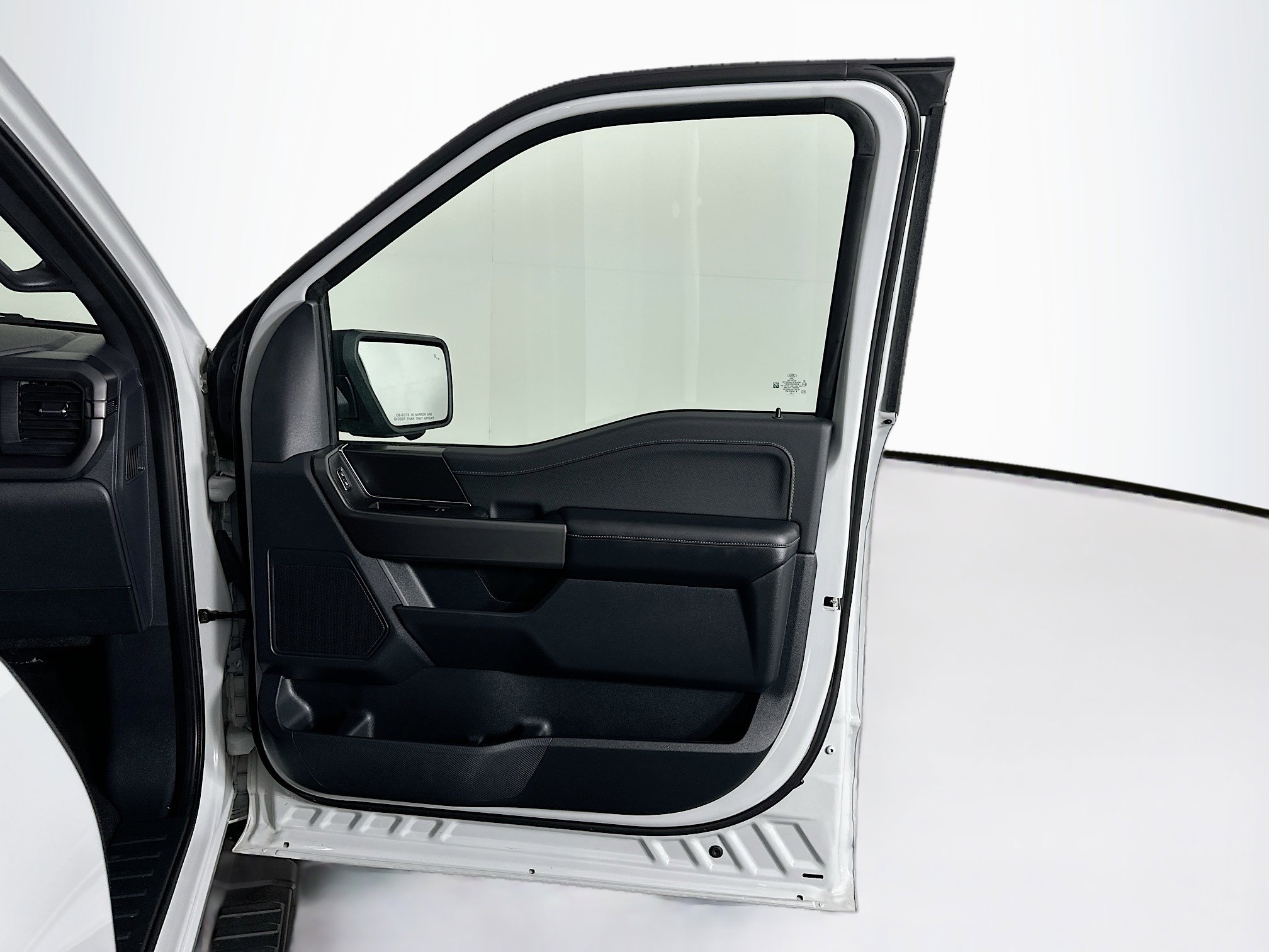 Used 2024 Ford F150 XLT w/ Equipment Group 302A MID image 32