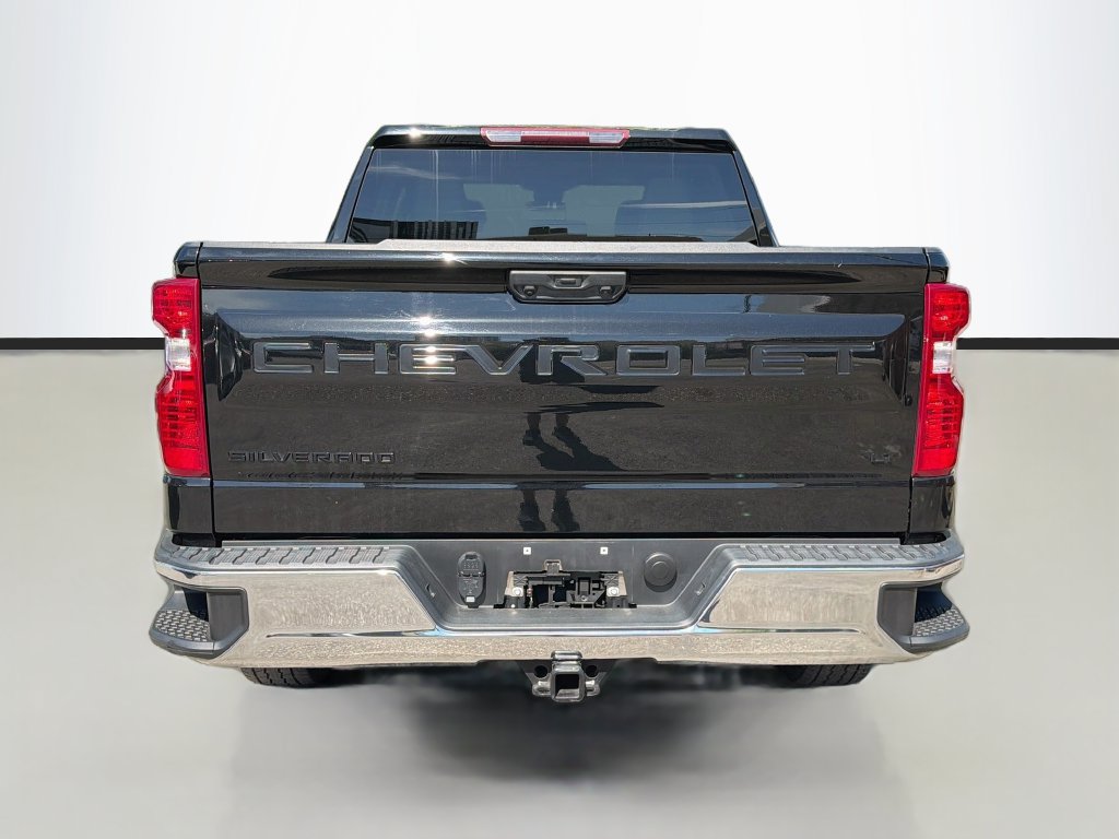 Used 2024 Chevrolet Silverado 1500 LT w/ LPO, Dark Essentials Package RWD image 6