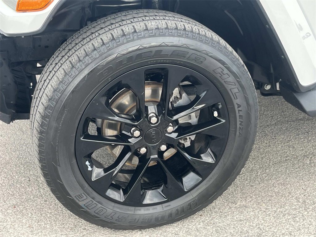 Used 2021 Jeep Gladiator Overland image 9