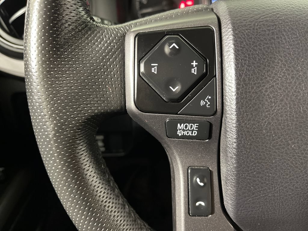 Certified 2022 Toyota Tacoma TRD Off-Road w/ TRD Premium Off Road Package AWD/4WD image 26