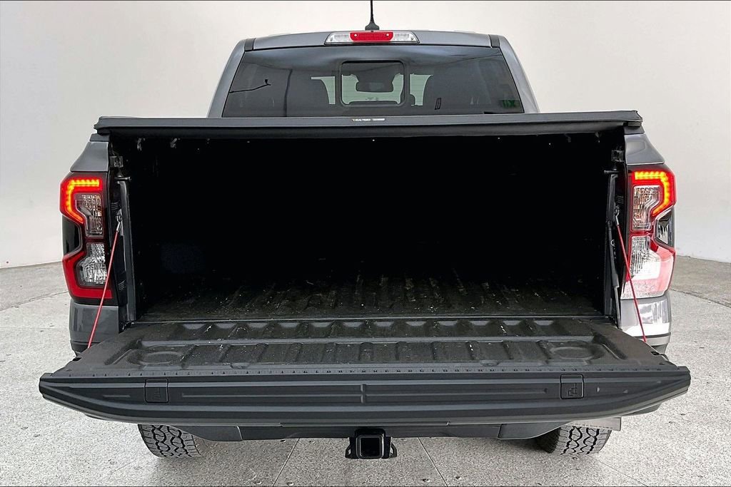 Used 2025 Ford Ranger Lariat w/ Trailer Tow Package image 37