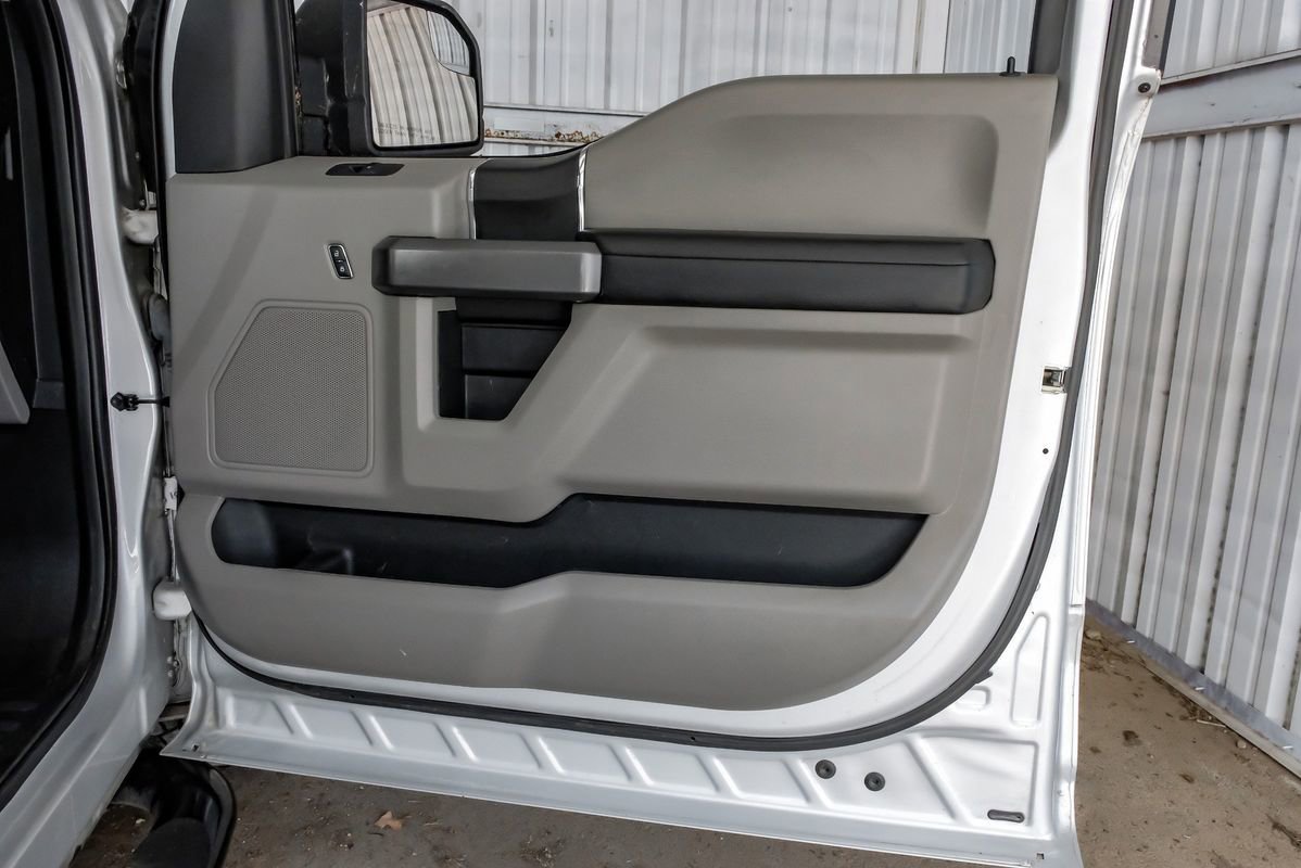 Used 2016 Ford F150 XLT RWD image 44