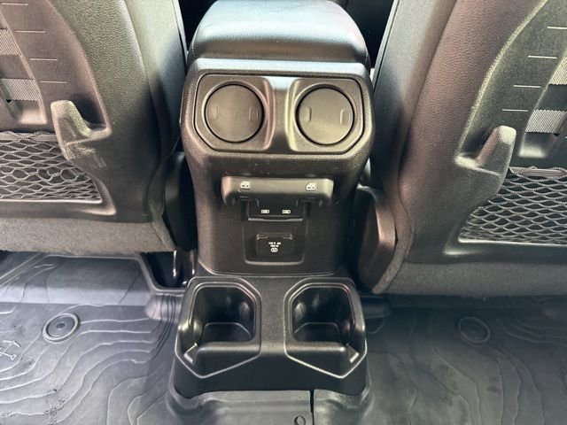 Used 2021 Jeep Wrangler Unlimited Rubicon image 25