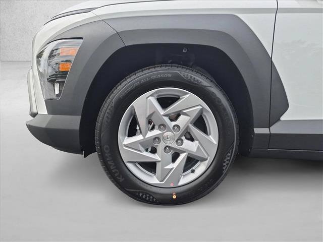 New 2027 Hyundai Kona SE FWD image 10