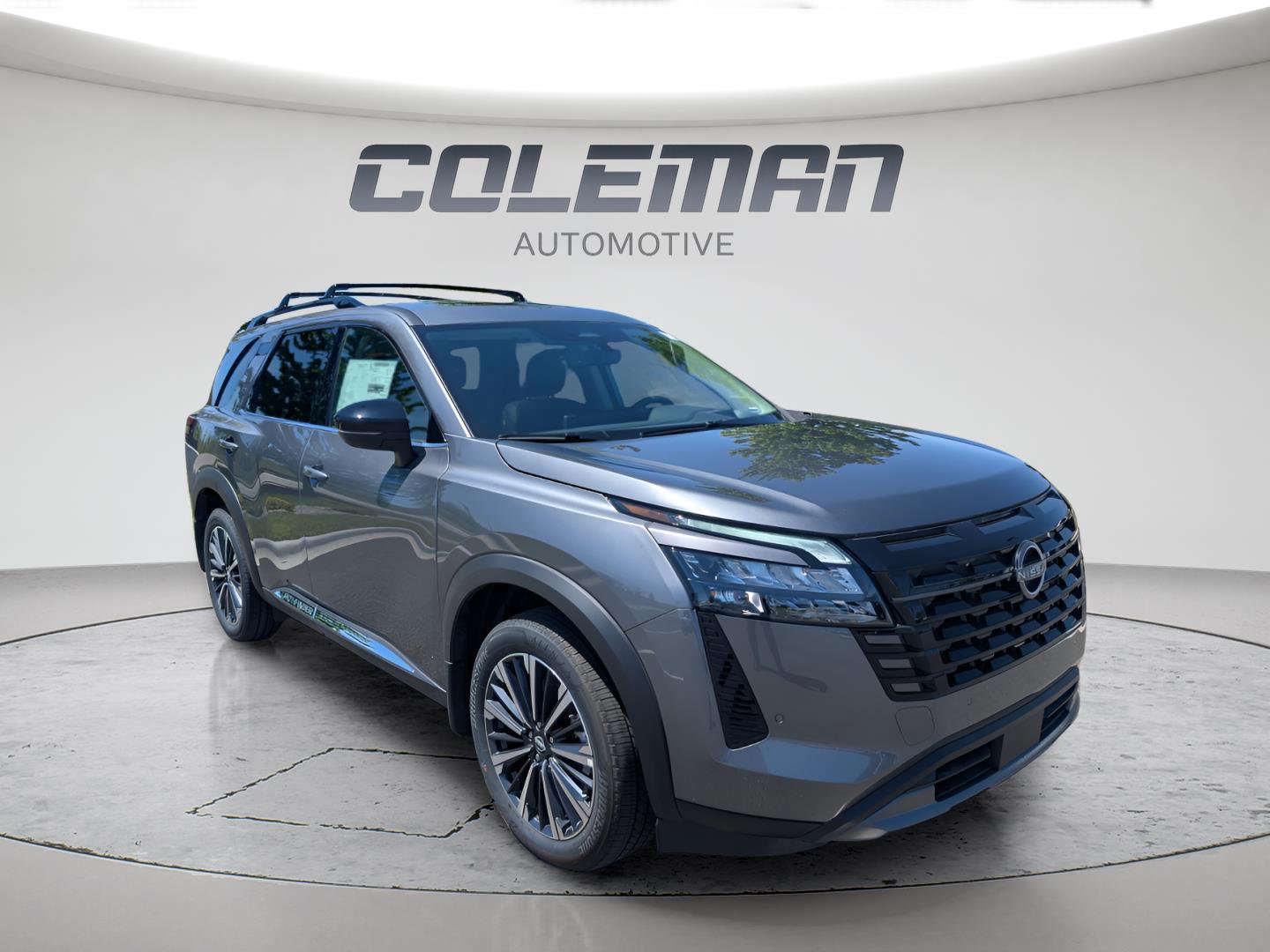 New 2026 Nissan Pathfinder Platinum AWD/4WD image 3